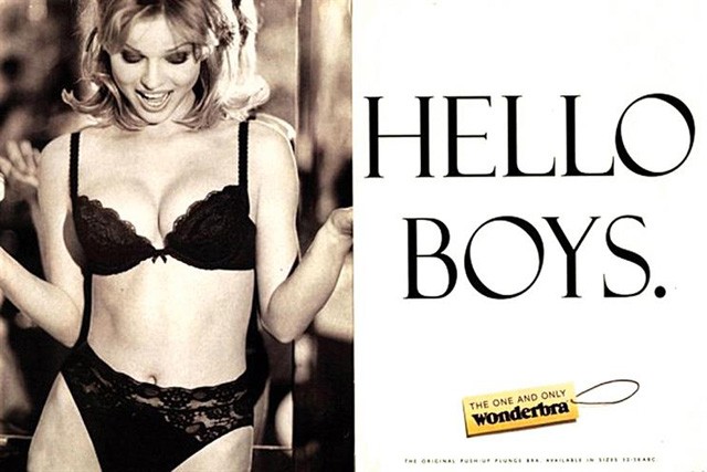 Eva Herzigova a Wonderbra 1993-as kampányában