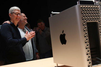 Apple prosi o zwolnienie z ceł importowych części do komputera Mac Pro