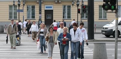 Polacy oceniają swoją sytuację finansową