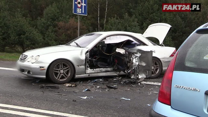 Tragiczny wypadek. Jedna osoba nie żyje, ranne dzieci