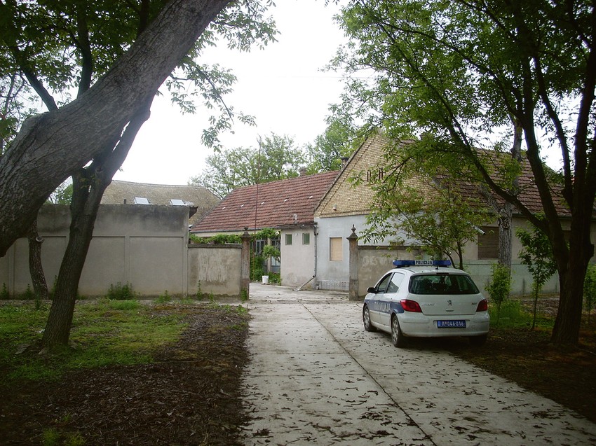 Ubica je inače vanbračni sin Ištvana Štampfera