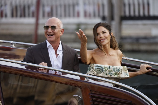Džef Bezos i Loren Sančez