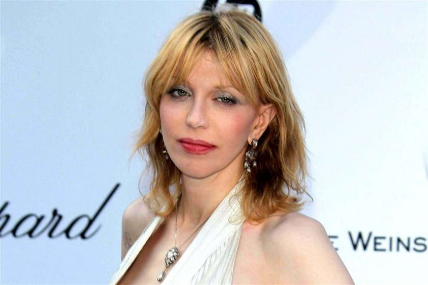 Courtney Love uciekły piersi