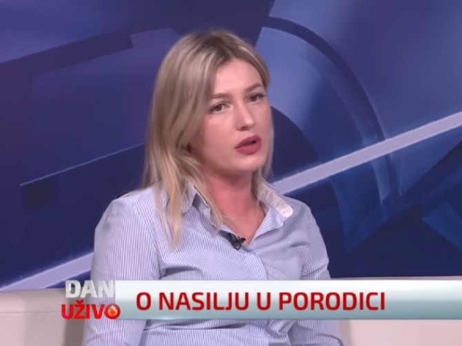 Potresna ispovest Bosanke koja kaže da je njen muž spavao sa haremom žena i da ju je fizički zlostavljao