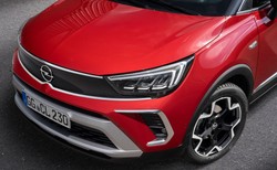 Nowy Opel Crossland wjeżdża do Polski. Kusi nie tylko ceną i efektownym stylem