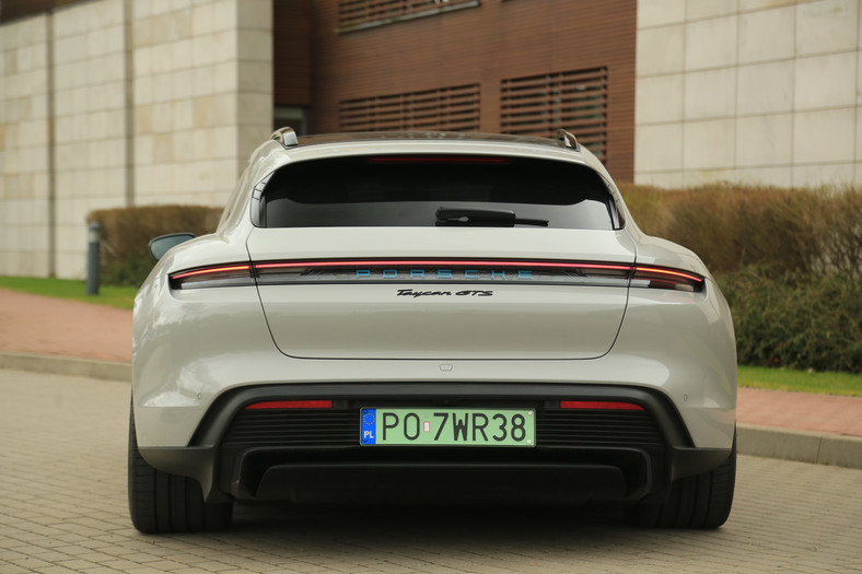 Porsche Taycan GTS Sport Turismo