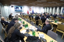 Pracodawca sprawdzi, czy się zaszczepiłeś. Komisja pozytywnie zaopiniowała projekt ustawy