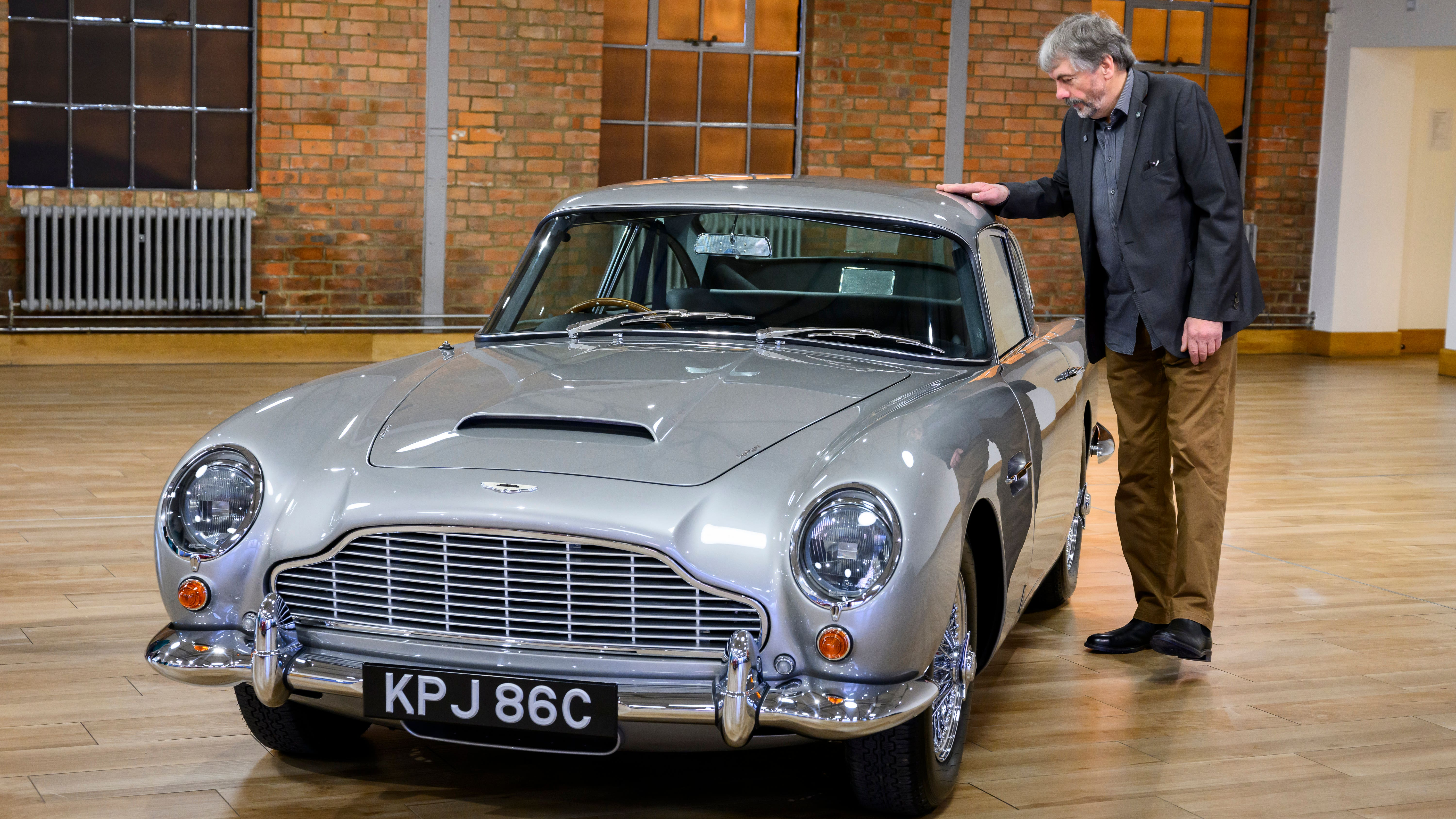 Aston Martin DB5 bought for £900 now worth £1 million after rotting 47 years
