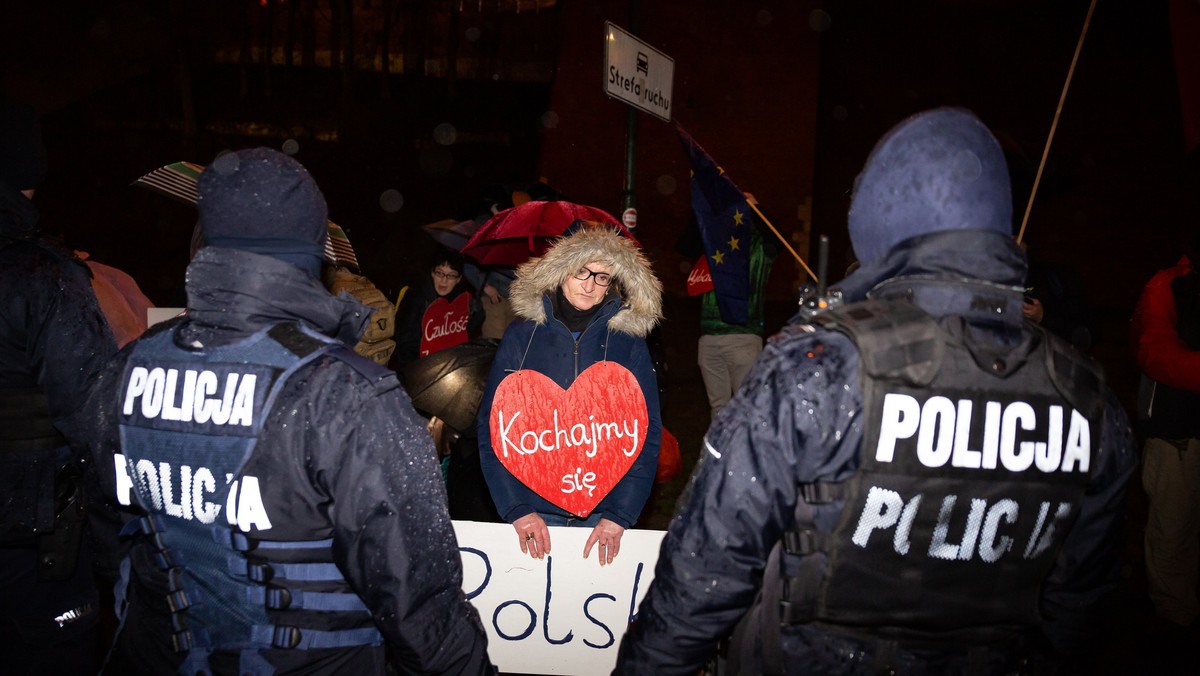 Kurator Nowak chce “Wawelu bez hejtu”. "Złamanie prawa"