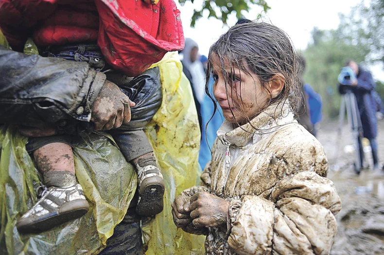 681617_migranti-berkasovo191015foto-dusan-milenkovic-0045