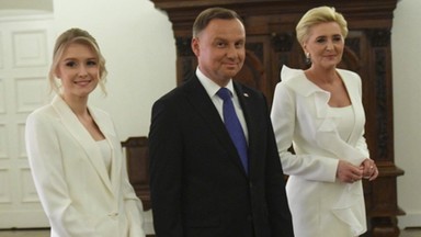 Nie, to nieprawda, Andrzej Duda nie zatrudnił degustatora win