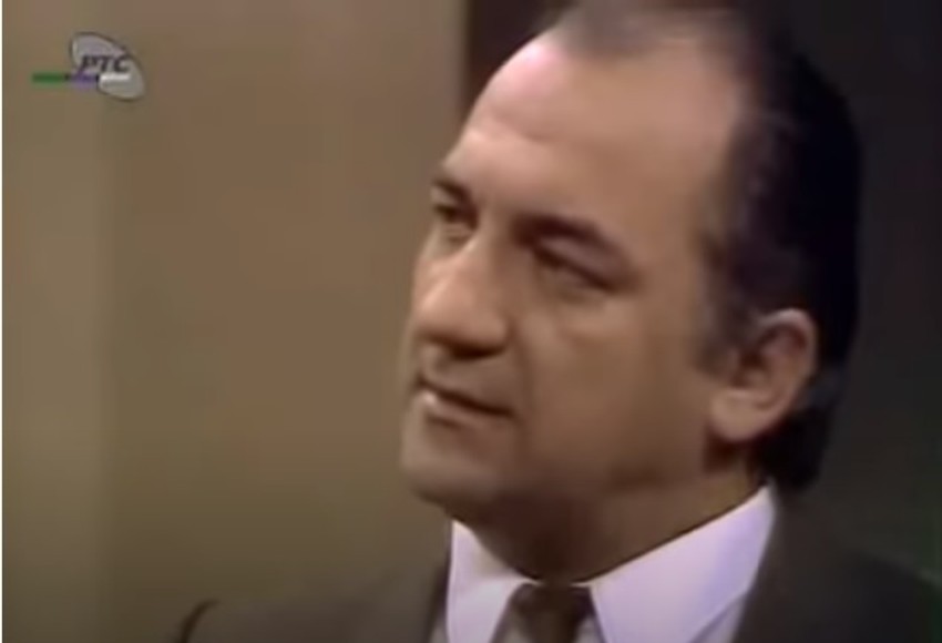 Ivan Bekjarev kao Kurčubić