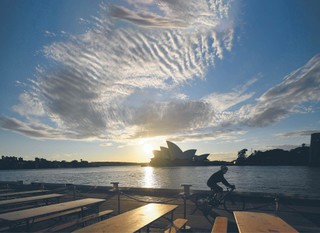 Sztorm doskonały. Pandemia nauczyła nas, że ludzi zaskakująco łatwo jest nastraszyć [WYWIAD]