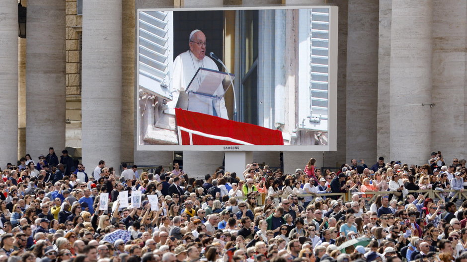 Kard. Zuppi wzywa do poważnego potraktowania papieskiego apelu o pokój