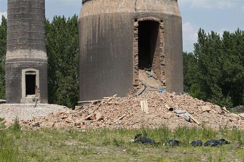 Nie żyje czterech robotników. Zawaliło się na nich rusztowanie. Foto