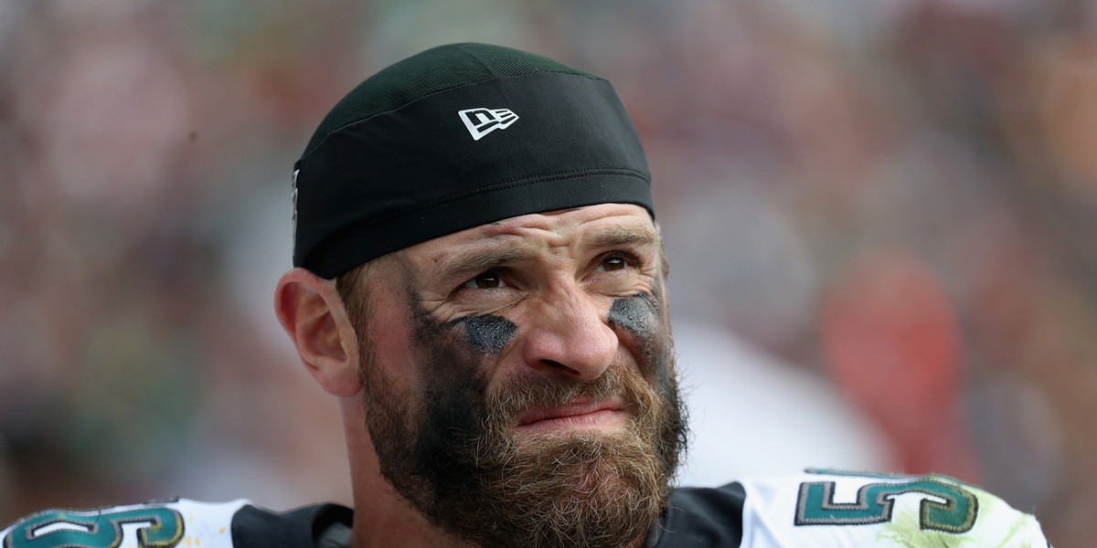 Eagles defensive end Chris Long is donating his entire 2017 salary to education charities