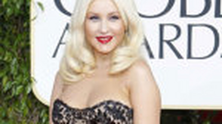 Christina Aguilera felismerhetetlen