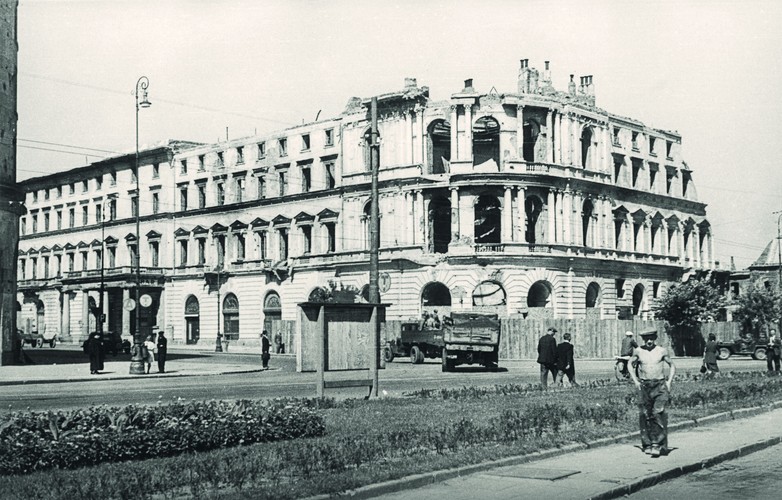 'Warszawa lata 40.', Wydawnictwo BOSZ