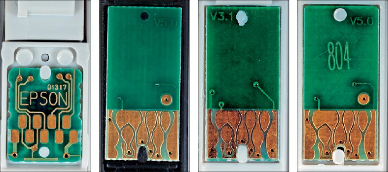 Chip chipowi nierówny. Od lewej: oryginalny Epson, Black Point w wersji 5.0, Black Point w wersji 3.1 oraz wyglądający bardzo podobnie jak Black Point, ale dobrze działający z Epsonem P50 chip ActiveJet w wersji 5.0