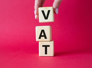 Wykonawcy kontraktowi Sił Zbrojnych USA w pułapce podatku VAT