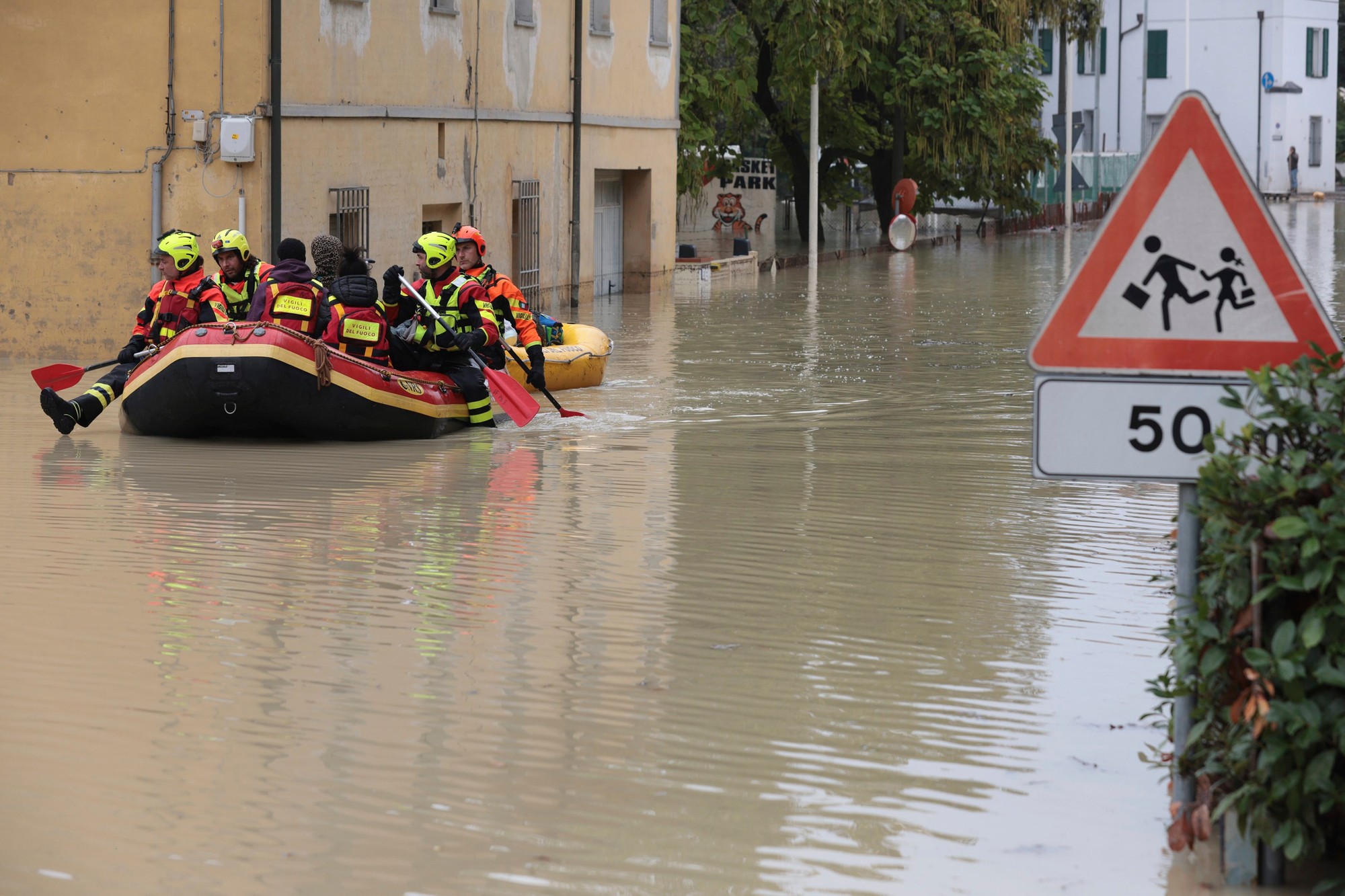 Ničivé záplavy zasiahli taliansky región Emilia-Romagna.