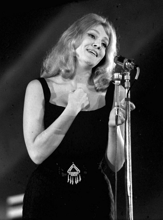Anna German w 1964 r. podczas koncertu w Sopocie