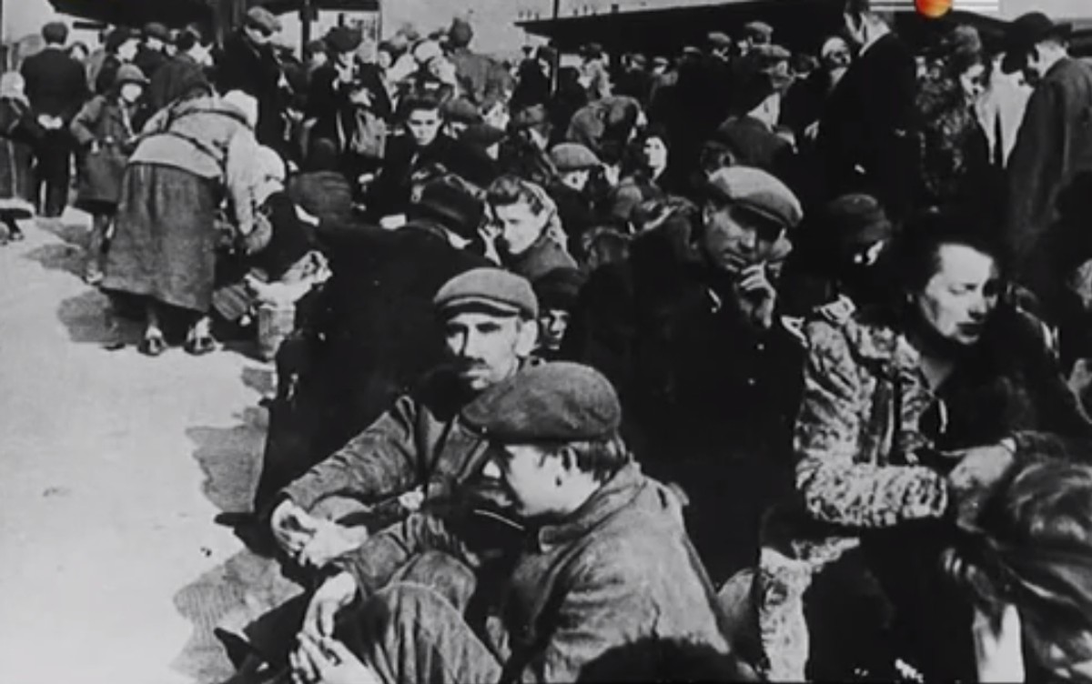 Kadr z filmu Pałwa Kędzierskiego "Powstanie zwykłych ludzi"
