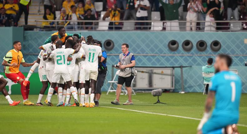 Les Sénégalais ont prouvé que leur titre de Champions d'Afrique n'était pas usurpée en étant la première nation africaine à se qualifier en huitièmes de finale de la Coupe du Monde de la FIFA 2022.