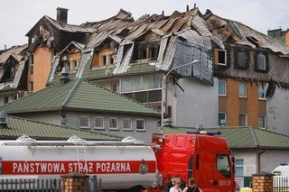 Pożar w Ząbkach. Prokuratura rozpoczęła oględziny zniszczonego budynku