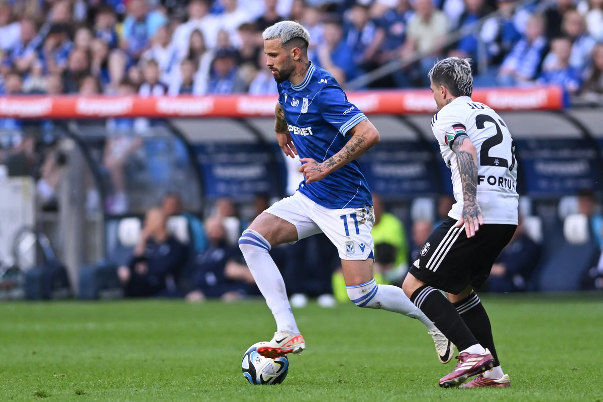  Skandaliczne zachowanie piłkarza Lecha Poznań. Fk off prosto do kamery