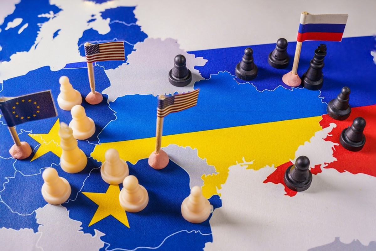 wojna ukraina rosja putin nato ue mapa inwazja flagi konflikt