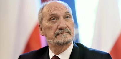 Polski oficer: Macierewicz jest wrogiem narodu