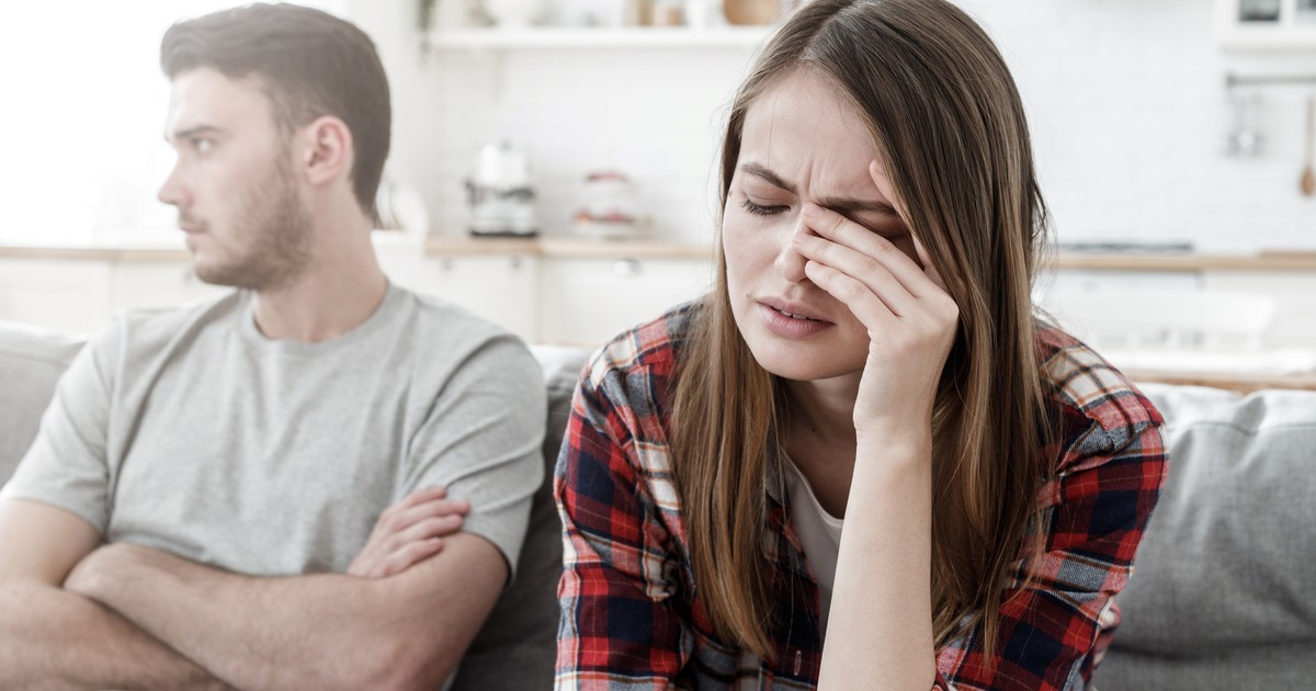 "Chcę, ale nie umiem odejść". Dlaczego tkwimy w nieudanych związkach?