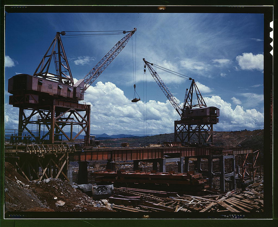 Budowa tamy w Tennessee, 1942 rok