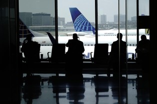 Przed nami czwarty szok podażowy? Niedobory pracowników uderzają w łańcuchy dostaw