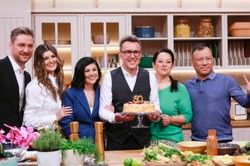 Kurzajewski świętuje 50. urodziny. Taką niespodziankę zrobiła mu Cichopek. Jak zareagował?