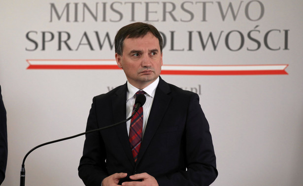 Odwołana prezes krakowskiego sądu pozywa ministra sprawiedliwości za naruszenie jej dóbr osobistych