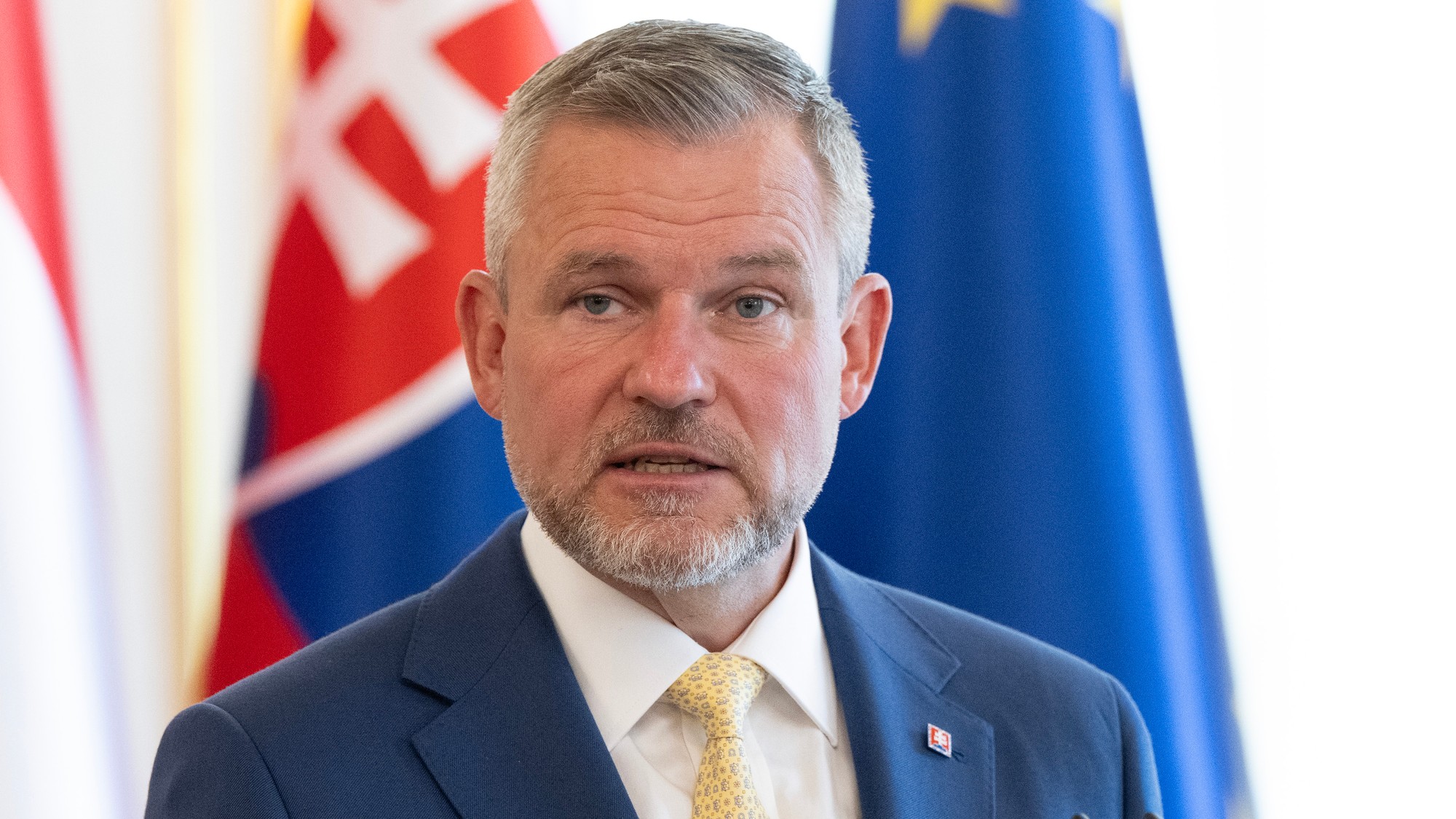 Na snímke prezident SR Peter Pellegrini a rakúsky prezident Alexander Van der Bellen.