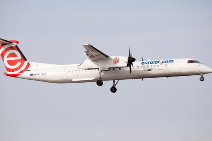 Znamy przyczynę awaryjnego lądowania Bombardiera Q400 LOT-u