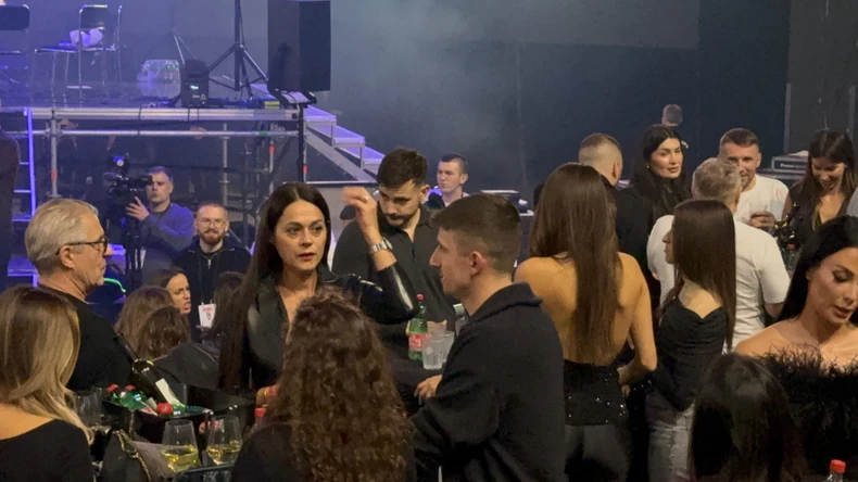 Ćerka Saše Matića na koncertu