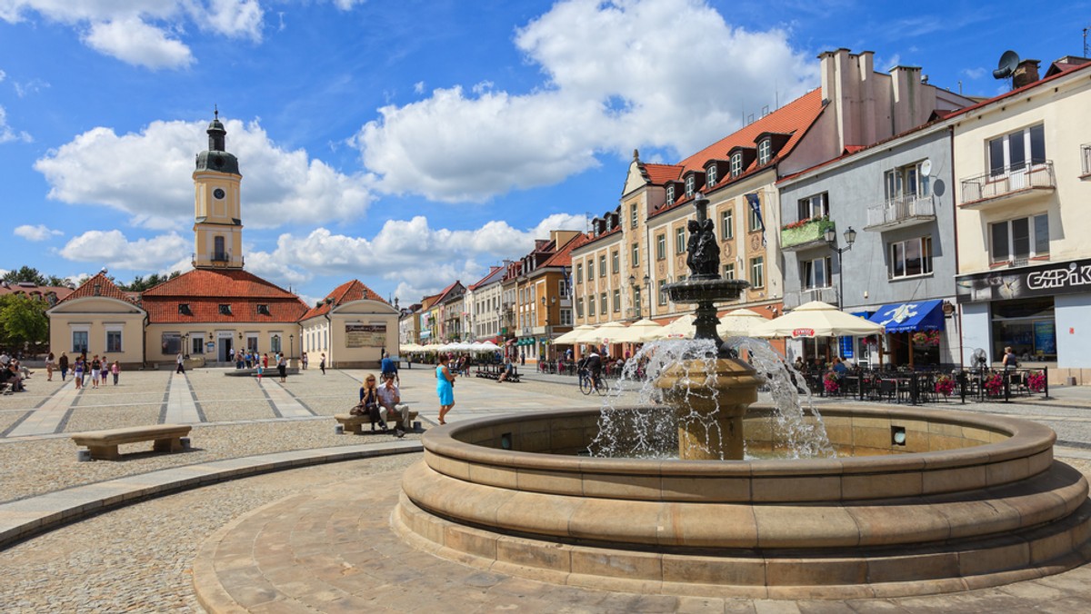 Władze Białegostoku chcą, aby Laboratorium Młodego Mistrza i Odkrywcy, tzw. mały Kopernik, zrealizowany na wzór warszawskiego Centrum Nauki Kopernik, powstało na Stadionie Miejskim. Placówka miałaby powstać do 2020 roku i kosztować 19 mln zł.