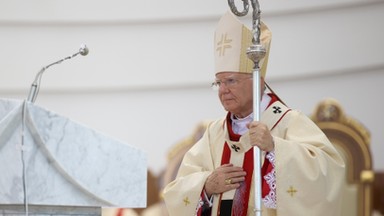 Prokuratura ponownie przedłużyła śledztwo w sprawie abp. Jędraszewskiego