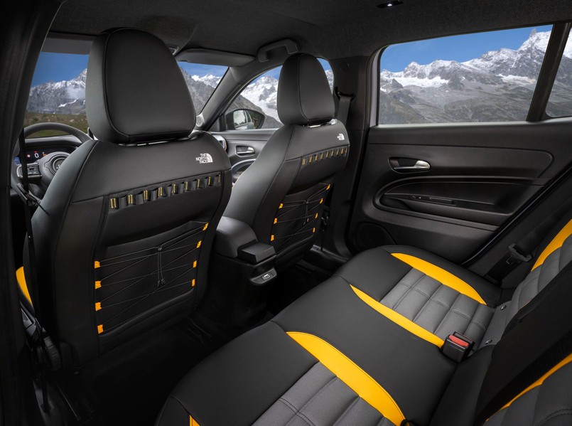 Nowy Jeep Avenger 4xe The North Face Edition