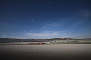 Mężczyźni o cechach psychopatycznych i sadystycznych lubią hałaśliwe samochody