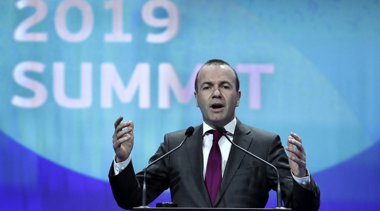 Manfred Weber / MTI/EPA/Robert Ghement