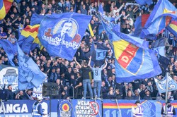 Trener rywali Legii Warszawa handluje polską kiełbasą. Zarabia na tym miliony euro