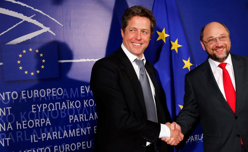 Hugh Grant i Martin Schulz w Parlamencie Europejskim
