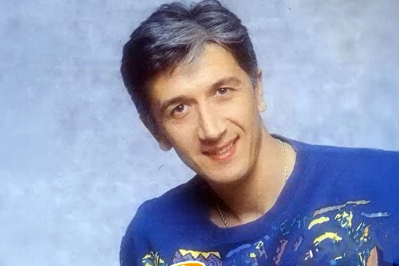 GEORGIEVA OPTUŽILI DA JE UKRAO SVESKU SA PESMAMA ROĐE RAIČEVIĆA NAKON NJEGOVE SMRTI Vlado rešio da stavi tačku na priče: "Njemu je karijeru napravio Braja, to svi znaju"