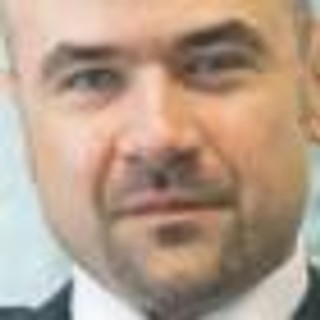 Czy pracownik przywrócony do pracy powinien zwrócić wypłaconą mu odprawę