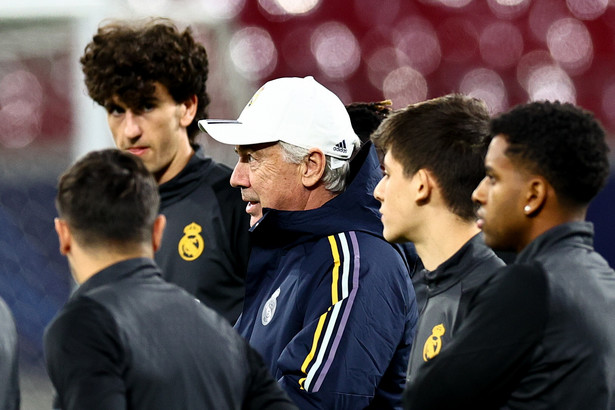 Trener Realu Madryt Carlo Ancelotti i jego podopieczni